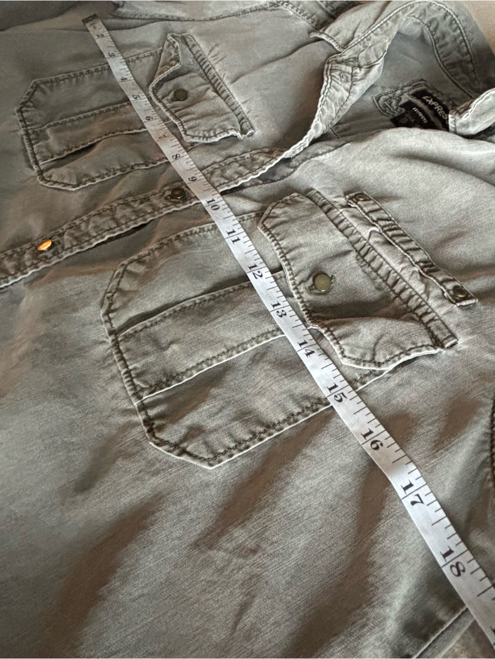 Express Boyfriend Gray Lyocell Utility Shirt XS Petite - Picture 8 of 10